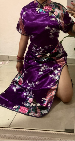 Qipao morado talla extra