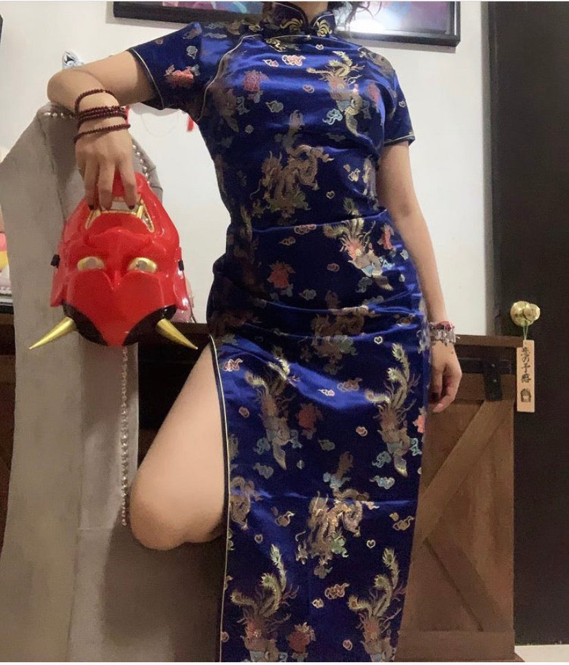 Qipao azul rey largo dragón