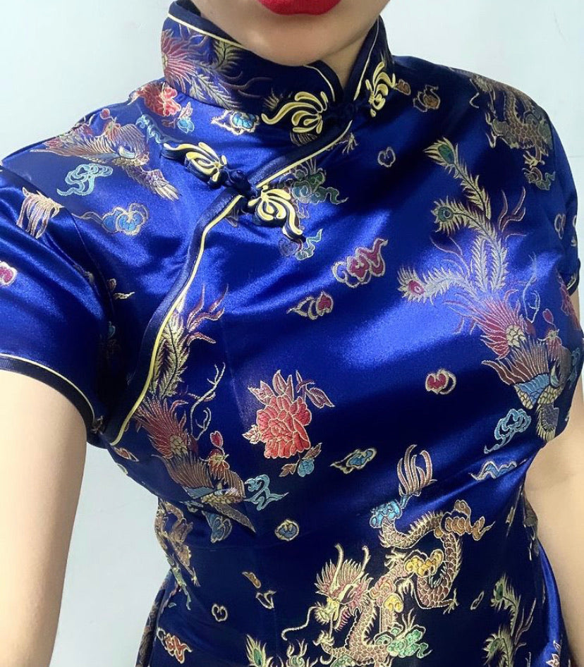 Qipao azul rey largo dragón