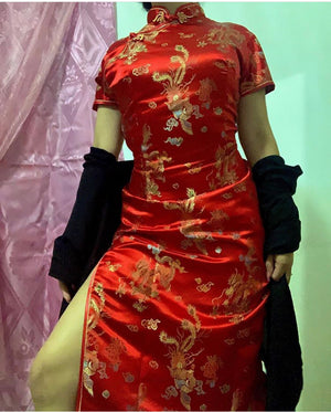 Qipao dragon rojo