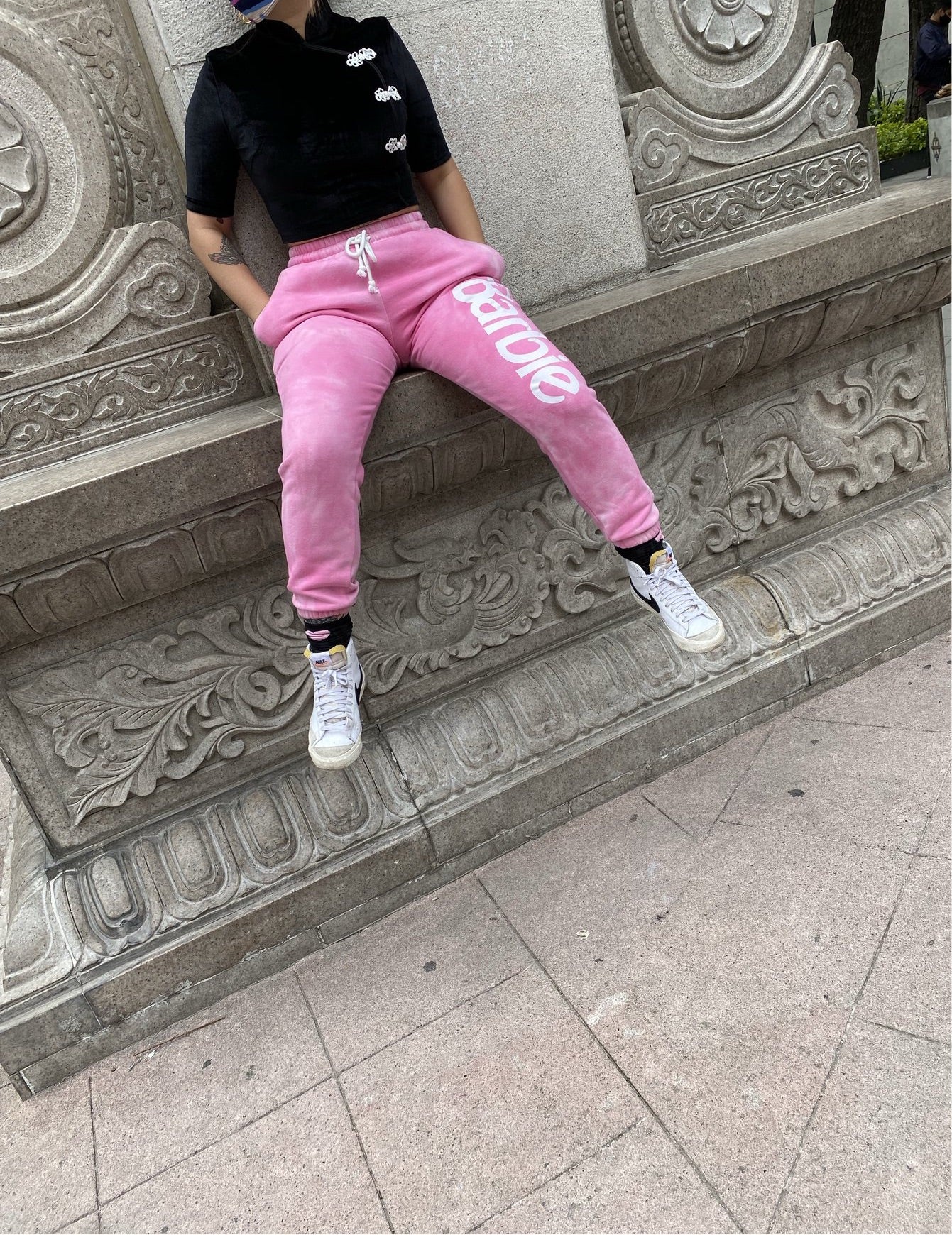 Crop top terciopelo negro