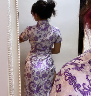 Qipao lila satinado