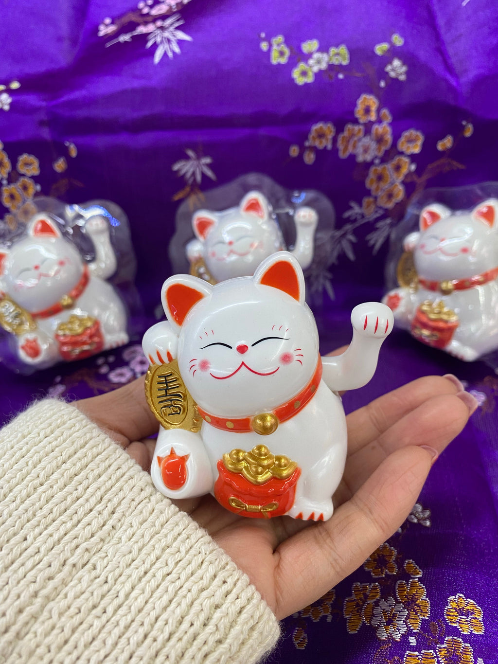 Maneki neko adorno