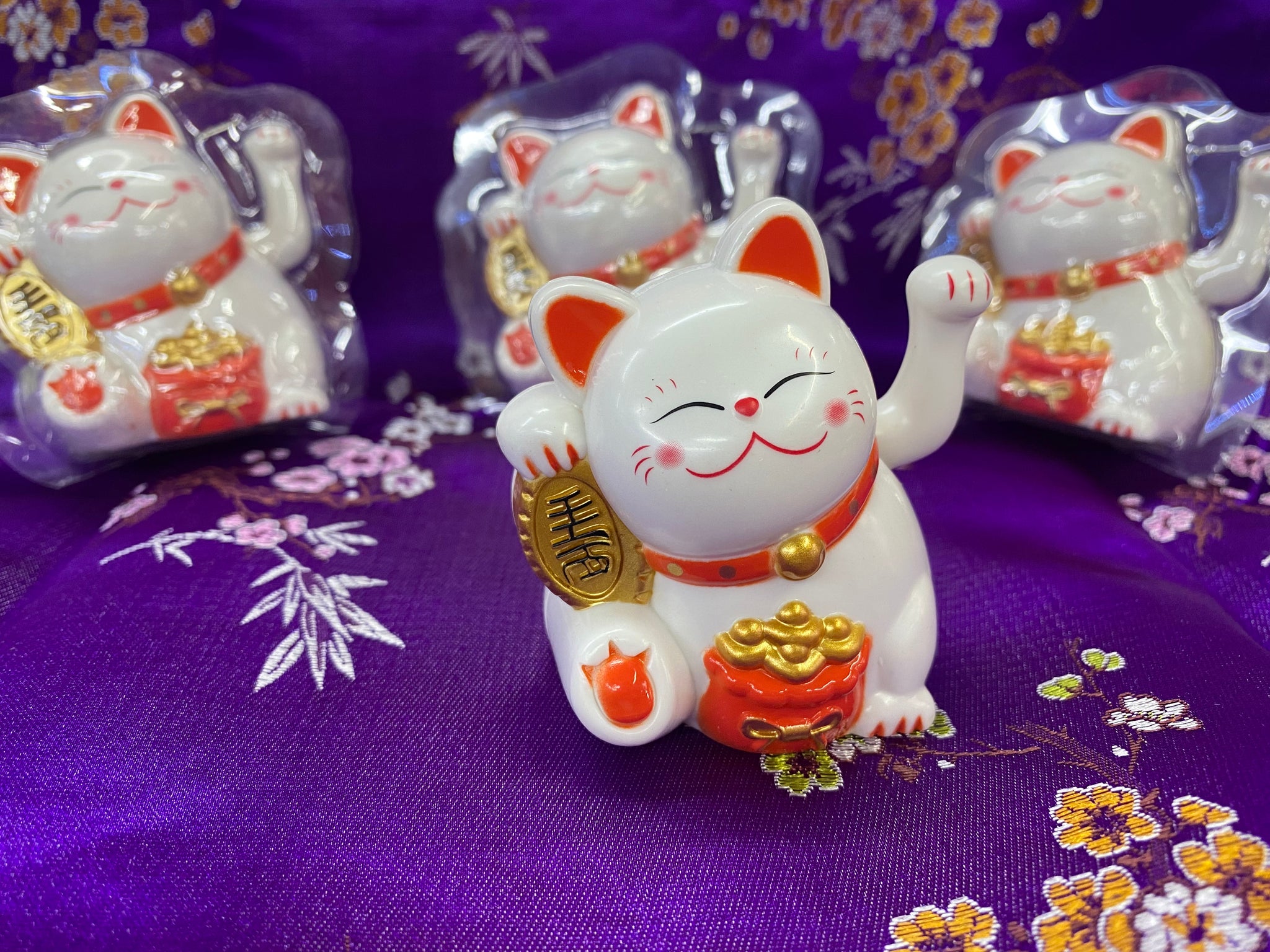 Maneki neko adorno
