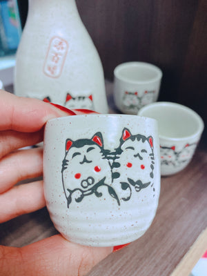 Juego de Sake michis